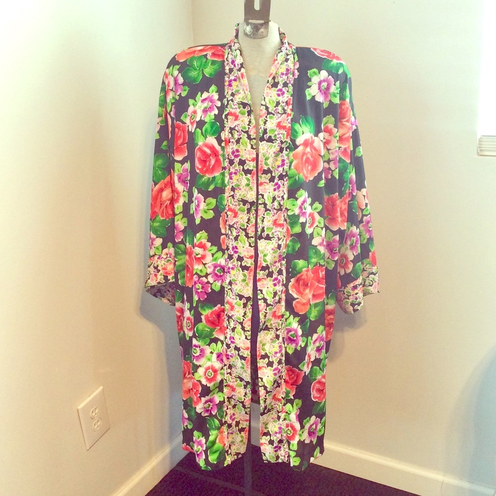 Victoria’s Secret Boho Hippy Robe!